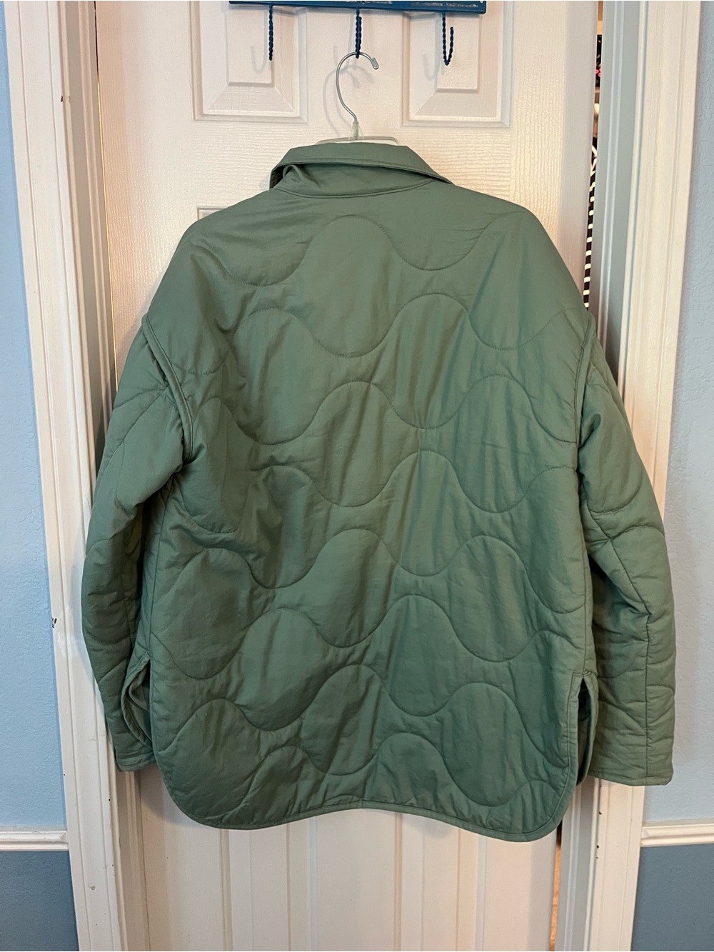 Universal Thread Quilted Barn Jacket - Picture 2 of 4